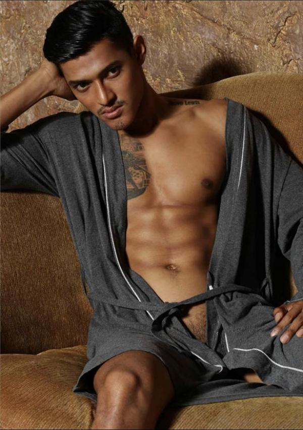 Luxe-06--Htoo-Ant-Lwin--Ebook--Video-